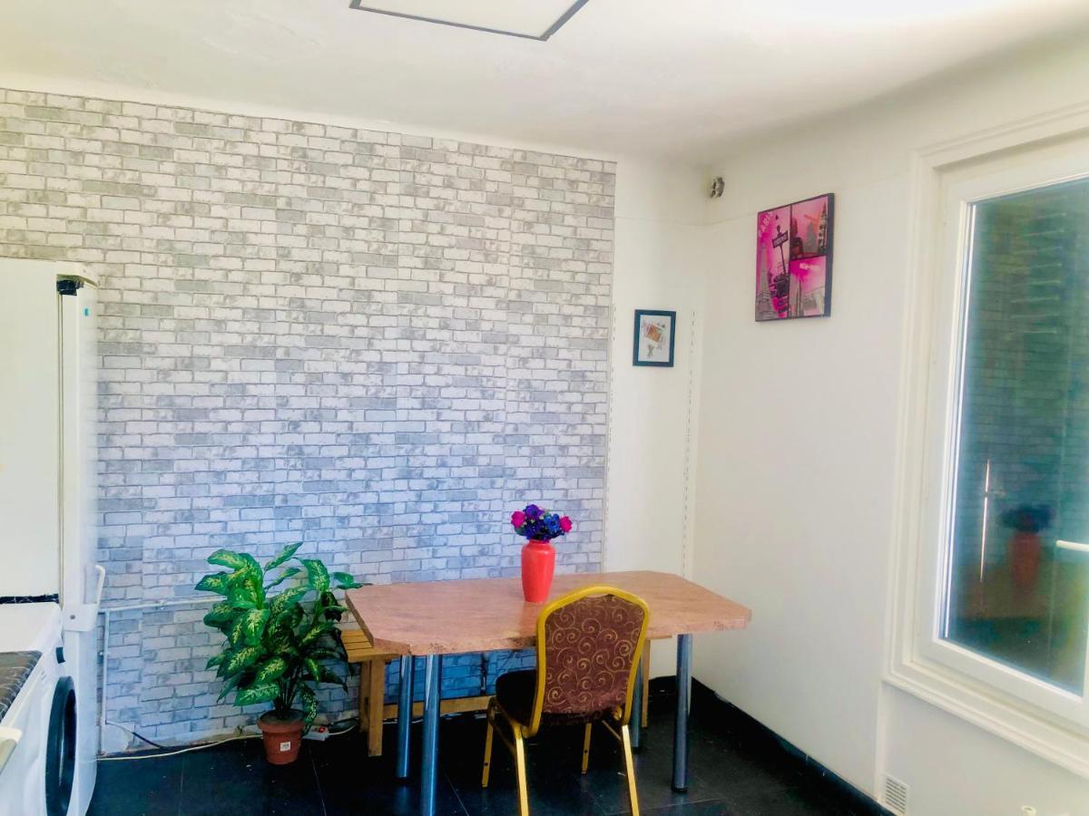 Paris Visit - Business - Tourism Apartment Créteil Екстериор снимка